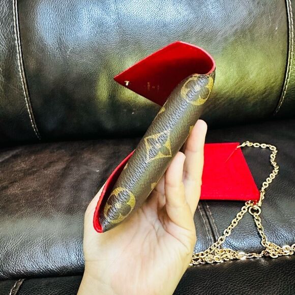 New Louis Vuitton Kirigami Medium Pouch - Picture 10 of 12